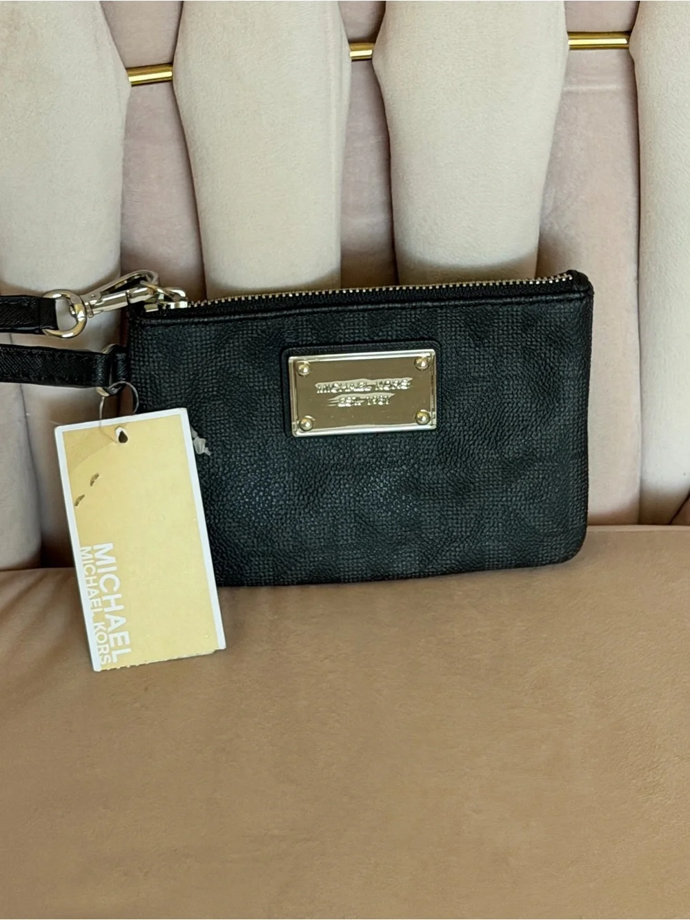 Michael Kors compact michael